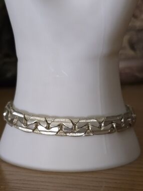 925 Sterling Plated Uniquie Link  Bracelt 7.75"